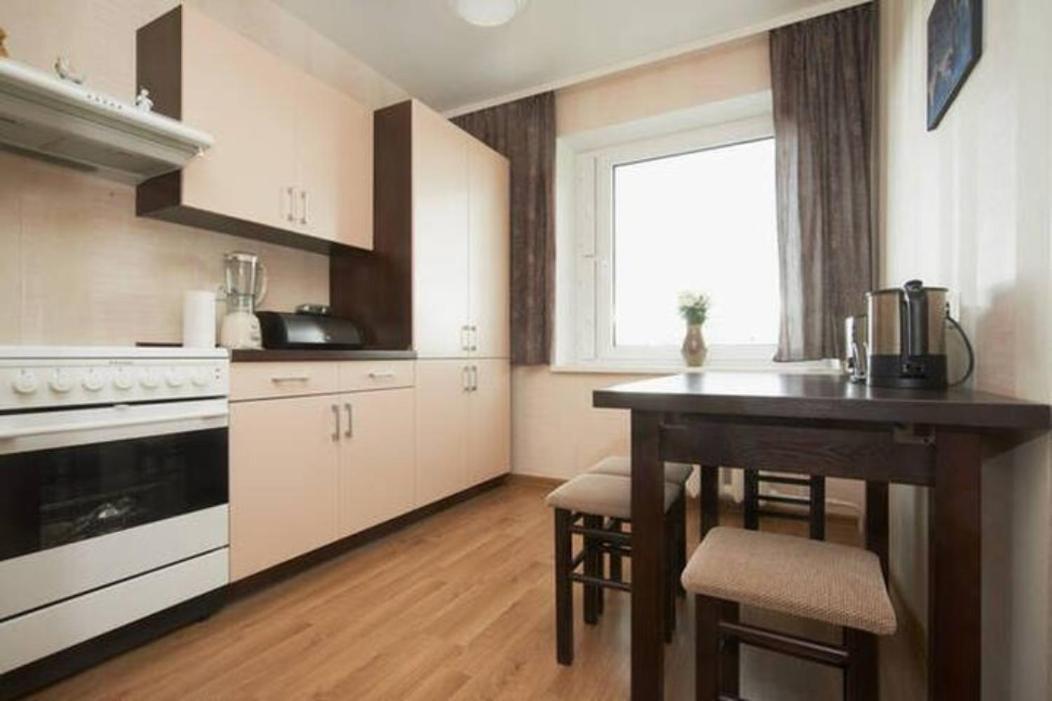 Cozy Private Room In A Three Room Apartment Free Parking Feel Like At Home VNO Exteriör bild